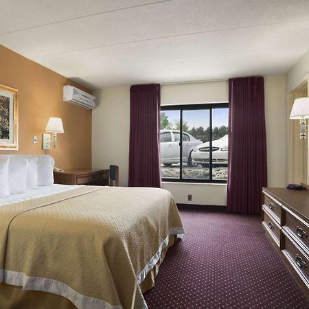 Ramadaby Wyndham Pittsburgh-New Stanton Exterior foto