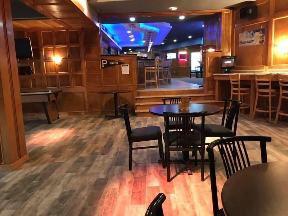 Ramadaby Wyndham Pittsburgh-New Stanton Exterior foto