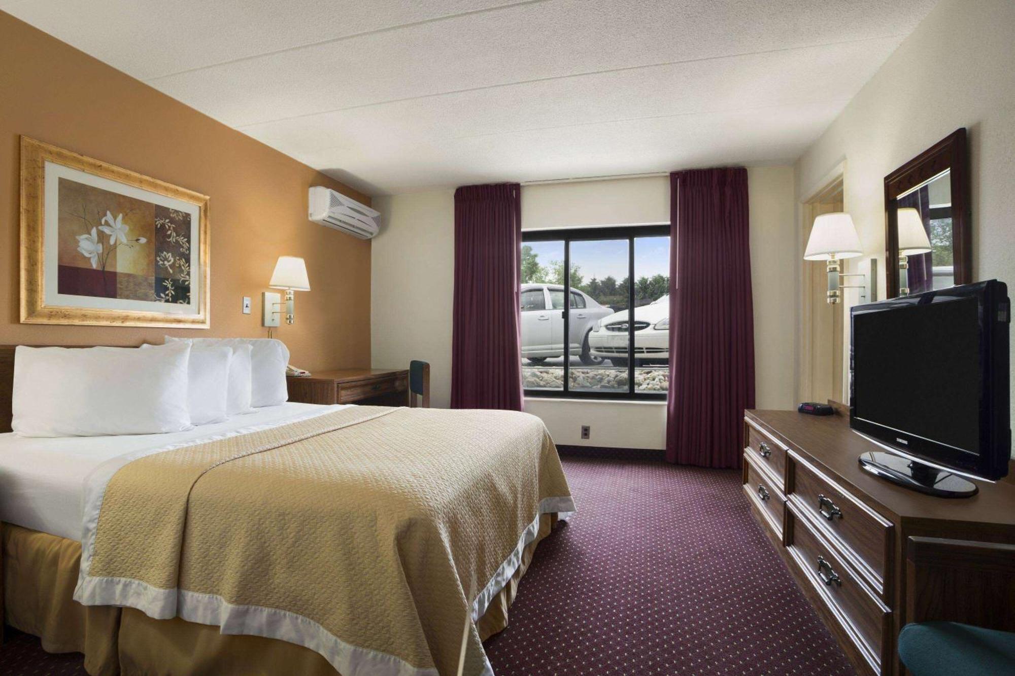 Ramadaby Wyndham Pittsburgh-New Stanton Exterior foto