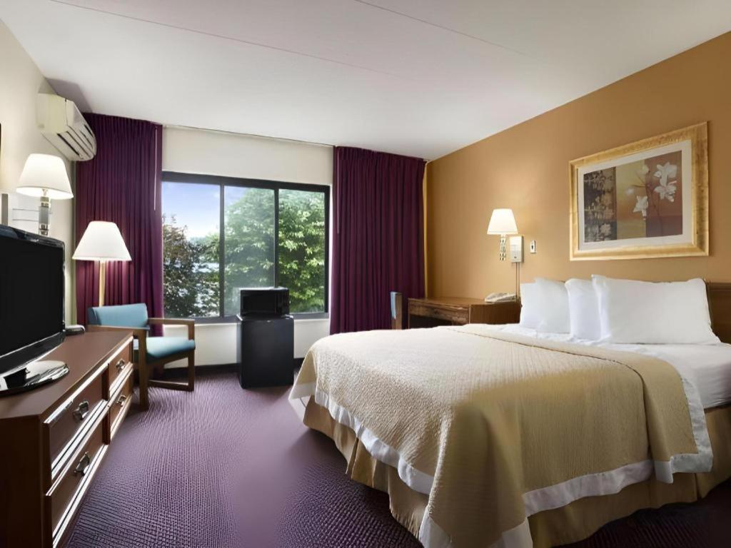 Ramadaby Wyndham Pittsburgh-New Stanton Exterior foto
